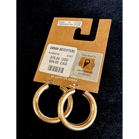 URBAN OUTFITTERS Gold Tone Tubular Hoop Hinged Earrings 1 1/4" - Picture 2 of 3